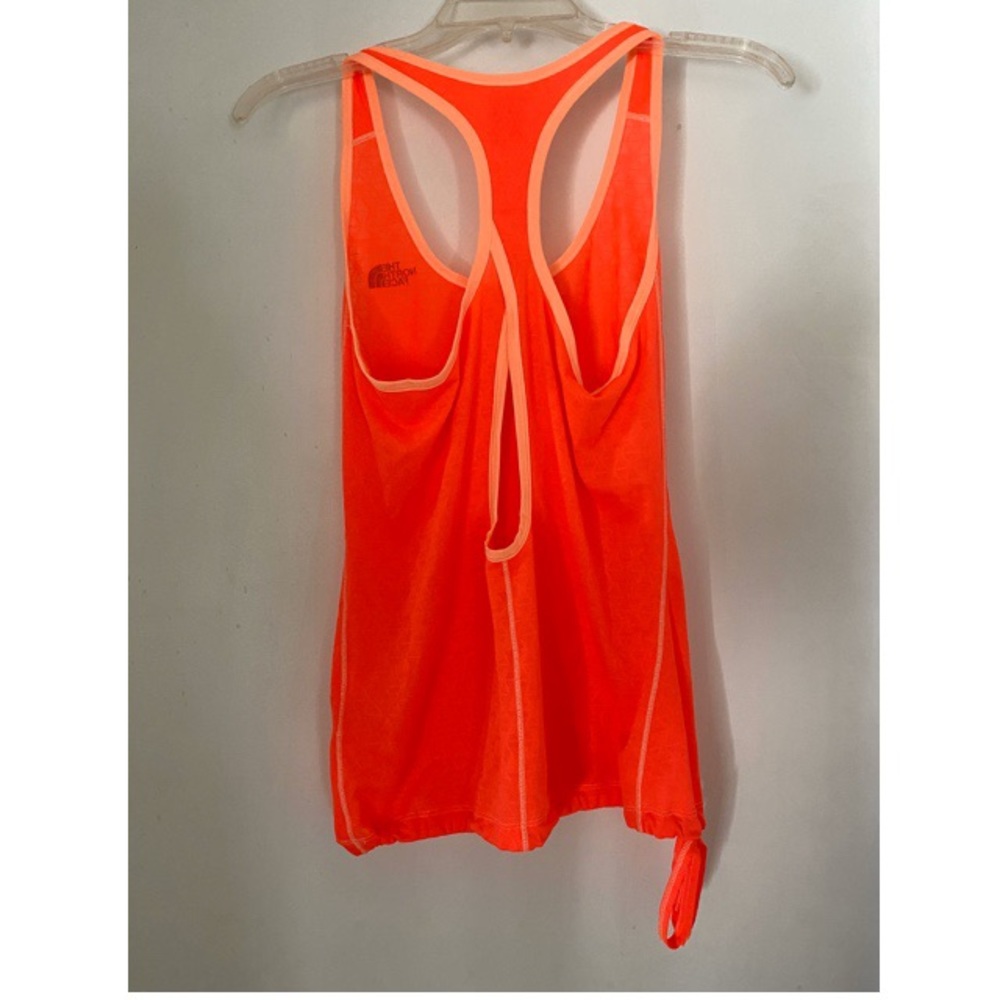 Workout top - Picture 2 of 2